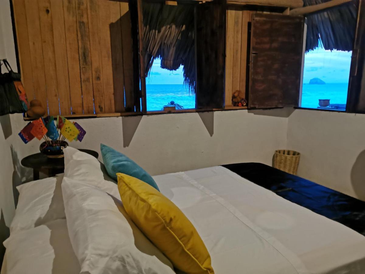 La Maxima & Lgbt Hotel Зиполите Екстериор снимка